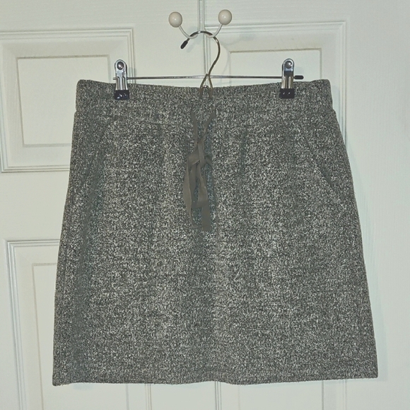 LOFT Dresses & Skirts - Gray Loft Women's Skirt